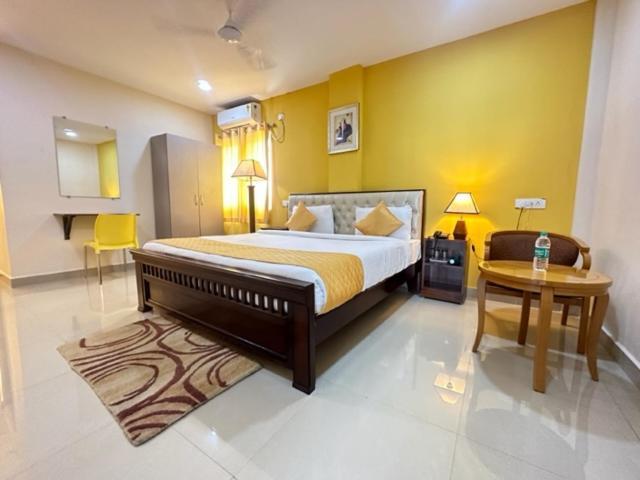 Hotel Prime Classic Shamshabad Esterno foto