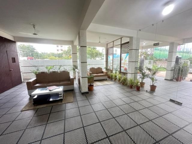 Hotel Prime Classic Shamshabad Esterno foto